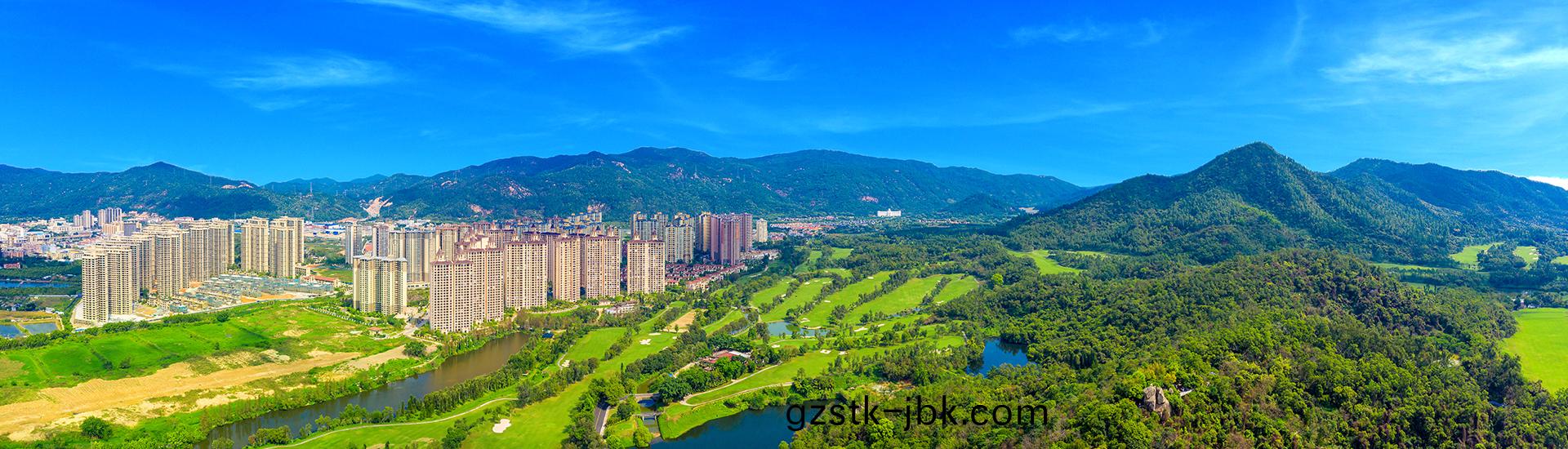 畔(pan)山(shan)中(zhong)心(xin)城(cheng)