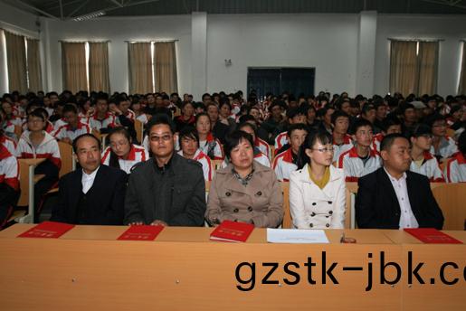 1482809939188732.jpg 教育(yu)18a.JPG