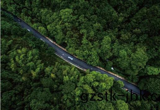 在最(zui)美(mei)的(de)季(ji)節(jie)遇見(jian)妳 雅(ya)居樂(le)“上(shang)山下(xia)海”體驗(yan)行(xing)